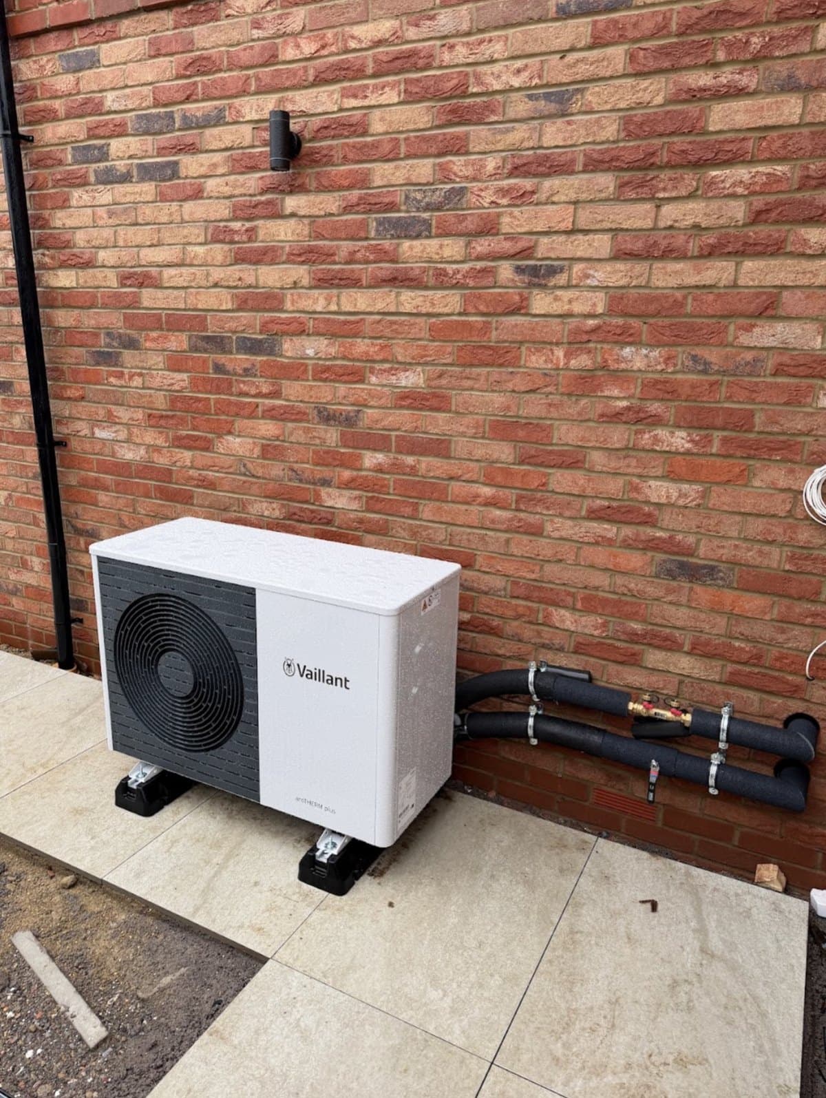 A heat pump, in and running
